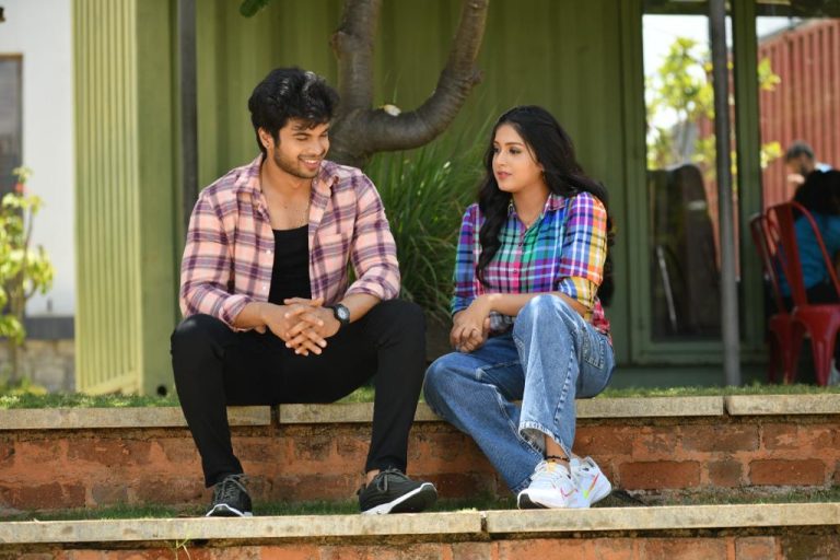 பிரவீர் ஷெட்டியின் நடிப்பு, ஐஸ்வர்யா கவுடாவின் இளமை… புதுமையான காதல் அனுபவம் தரப்போகும் ‘எங்கேஜ்மெண்ட்’ படப்பிடிப்பு நிறைவு!