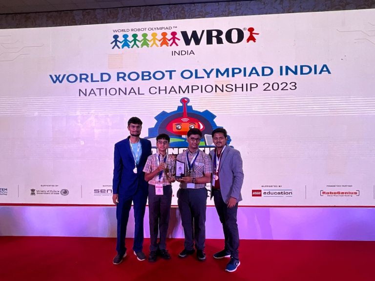 ரோபோட்டிக் வடிவமைப்பு போட்டியில் எஸ்ஆர்எம் பப்ளிக் பள்ளிக்கு தேசிய சாம்பியன் பட்டம்!