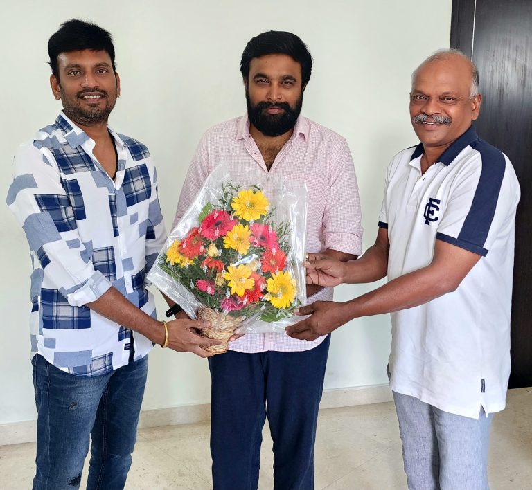 சசிகுமார் நடிக்கும் புதிய படத்தை இயக்கும் ‘விஐபி’ பட இயக்குநர் வேல்ராஜ்! விரைவில் படப்பிடிப்பு.