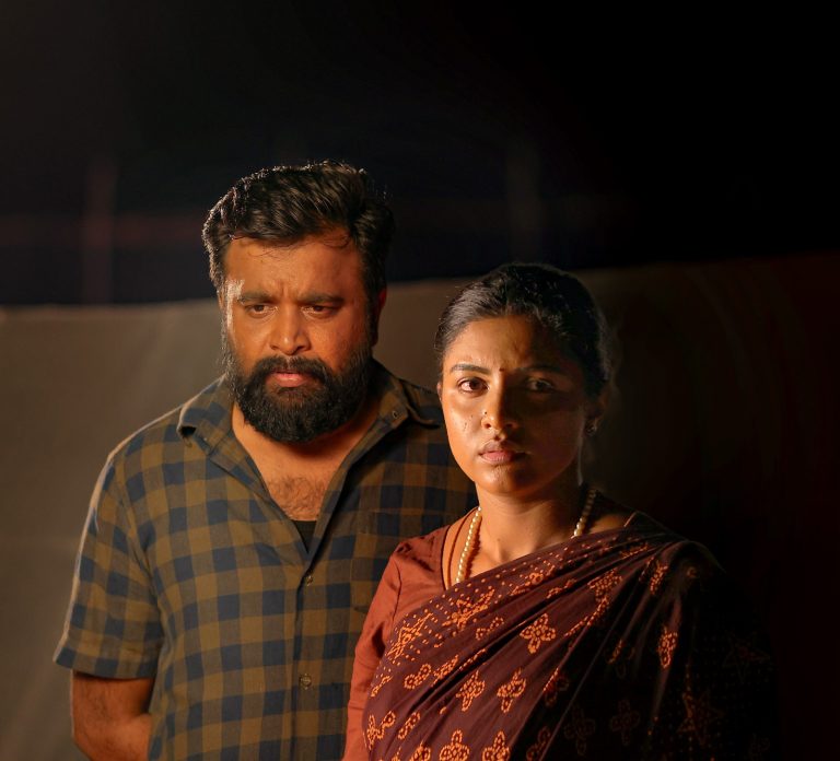 சசிகுமார், ‘ஜெய்பீம்’ லிஜோ மோல் ஜோஸ் நடிக்கும் படத்திற்காக கடற்கரைச் சாலையில் பிரமாண்ட செட்!