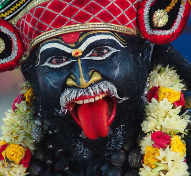 ஹீரோவுக்கு நான்கு மணி நேர மேக்கப்; நிஜமாக அருள் வந்த ஆச்சரியம்… ‘காந்தாரா போல் உருவான ‘முனியாண்டியின் முனிப்பாய்ச்சல்’ படக்குழுவின் பரபர அப்டேட்.