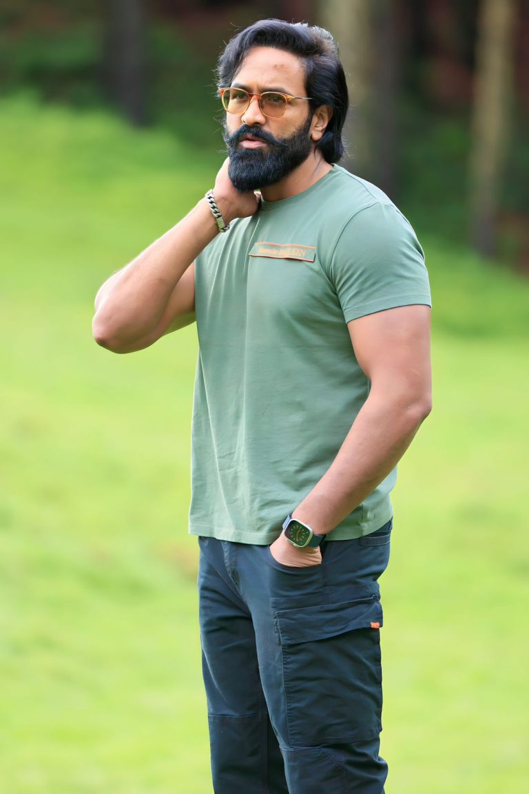 நியூசிலாந்தின் மயக்கும் இடங்களில் ‘கண்ணப்பா’ படப்பிடிப்பு… ஹாலிவுட் படங்களுக்கு சவால் விடும் விஷ்ணு மஞ்சு!