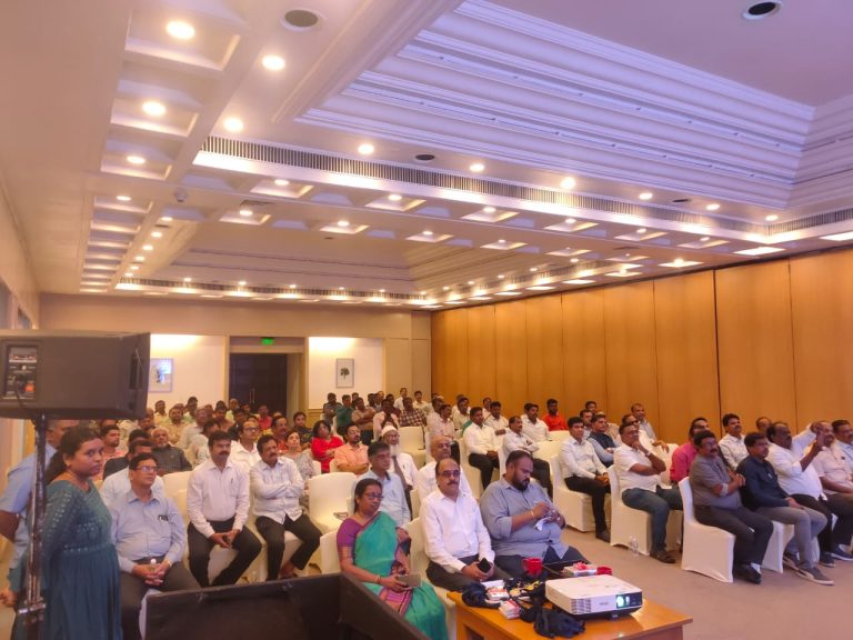 சட்டவிரோத இடம்பெயர்வு விவகாரத்தில் பொதுமக்களுக்கு விழிப்புணர்வூட்ட செய்யப் போவது என்ன? புலம்பெயர்ந்தோரின் பாதுகாவலர் ஸ்ரீ பிரம்மகுமார் சென்னை பிராந்திய ஆட்சேர்ப்பு முகவர்கள் சந்திப்பில் விவரித்து பேச்சு!