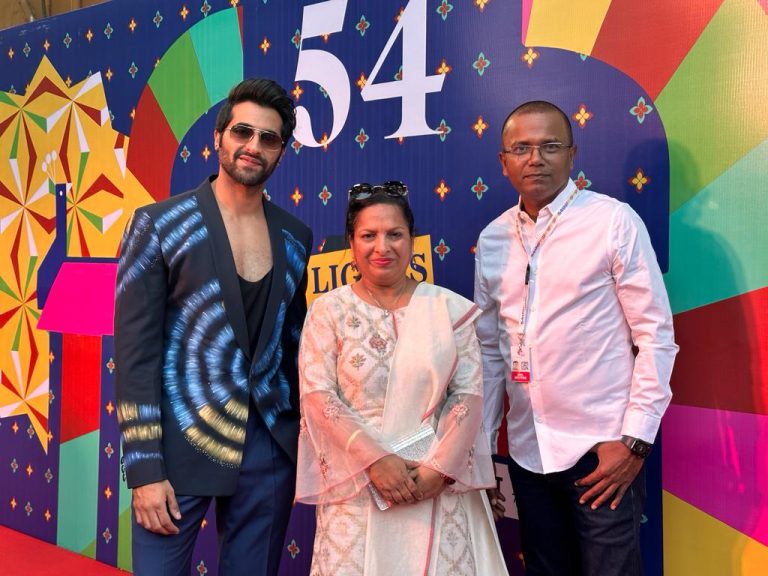 கோவா சர்வதேச திரைப்பட விழாவில் ரெட் கார்ப்பெட் அங்கீகாரம் பெற்ற சுசி கணேசனின் ‘தில் ஹை கிரே.’