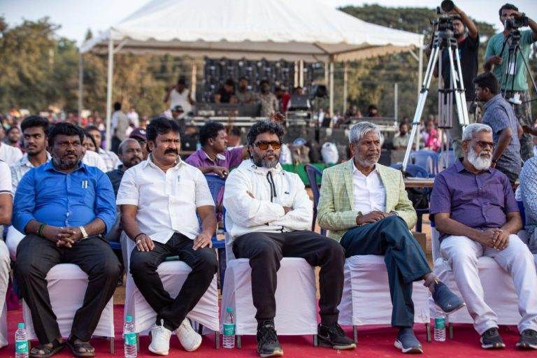 மார்கழியில் மக்களிசை வெறும் கலை நிகழ்ச்சி மட்டுமல்ல; வரலாற்றில் மனித மாண்பை மீட்டெடுக்கும் மாபெரும் முயற்சி! -ஓசூரில் இயக்குநர் பா. இரஞ்சித் பேச்சு