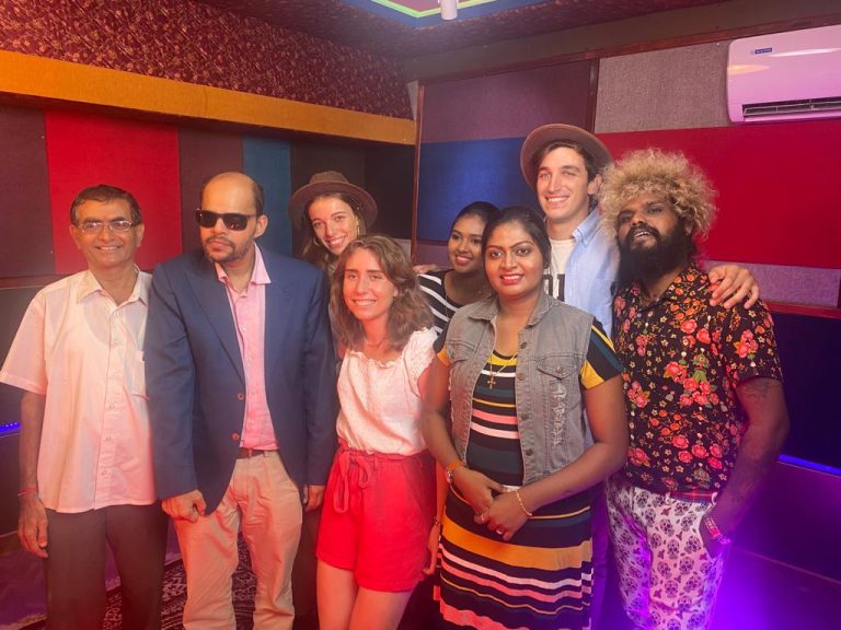 திரையிசையோடு ஆல்பம் பாடலுக்கும் இசையமைக்கும் ஜான் ஏ அலெக்ஸிஸ்… இசைவாணி, சரவெடி சரண் பாடி, ஆடிய குக்குரு  குக்குரு’ கானா பாடல் வெளியீடு!