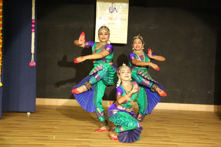 ‘எதிர்நீச்சல்’ ராதிகா வைரவேலவன், தொழிலதிபர் நல்லி குப்புசாமி பங்கேற்ற, இளவயது பரதக் கலைஞர்களுக்கு விருதுகள் வழங்கிய ‘ஜகதாலயா’வின் ‘மார்கழி நிருத்யோத்சவ்.’