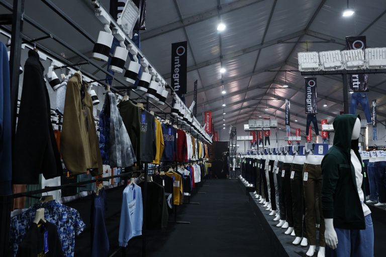 KKCL’s Integriti Shines at Mumbai Fashion World with its AW24 Men’s Collection!