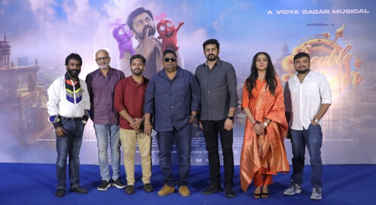 யாரும் கொடுக்காத 5 நிமிடத்தை இந்த படத்தின் ஹீரோ கொடுத்ததால் உருவானது இந்த படம்! -‘டபுள் டக்கர்’ பட விழாவில் இயக்குநர் மீரா மஹதி பேச்சு