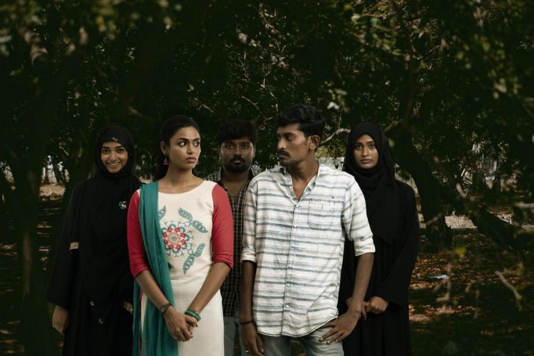 மாறிவரும் சமுதாயத்தால் இளம் தலைமுறையினர் படும் அவலத்தை எடுத்துக்காட்டும் ‘நல்ல பேரை வாங்க வேண்டும் பிள்ளைகளே’ அடுத்த மாதம் வெளியீடு!