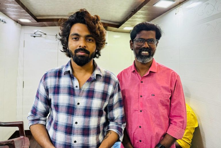 சைரன் படத்தின் ‘அடி ஆத்தி’ தமிழ் மக்களின் குடும்பப் பாடலாக மாறியதால் உற்சாகத்தில் மிதக்கும் முருகன் மந்திரம்!