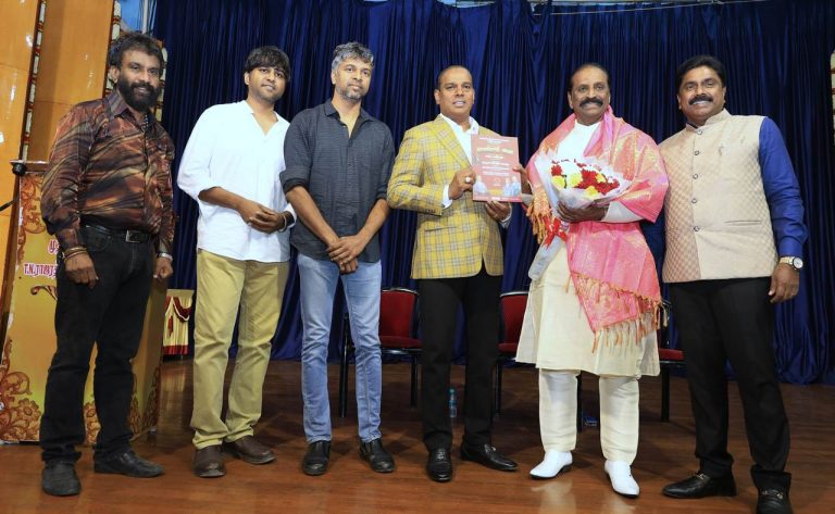 கவிஞர் வைரமுத்துவின் மகா கவிதை நூலுக்கு மலேசியத் தமிழ் இலக்கியக் காப்பகம், தமிழ்ப்பேராயம் இணைந்து வழங்கும் ‘பெருந்தமிழ் விருது.’ 