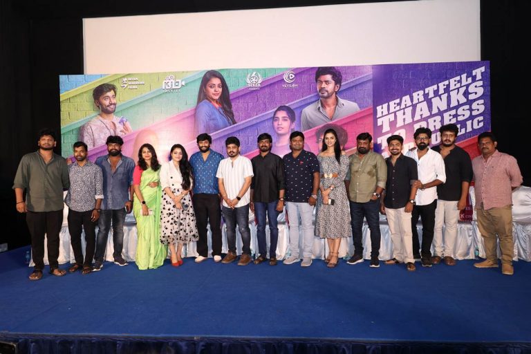 ‘ஹாட் ஸ்பாட்’ படத்தின் வெற்றிவிழாவில் அடுத்த பாகத்துக்கு அட்வான்ஸ் பெற்றுக்கொண்ட இயக்குநர் விக்னேஷ் கார்த்திக்!