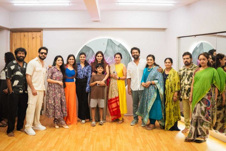 கிகி சாந்தனு பாக்யராஜின் டான்ஸ் ஸ்டுடியோவை துவங்கிவைத்து வாழ்த்திய திரைப்பிரபலங்கள்!
