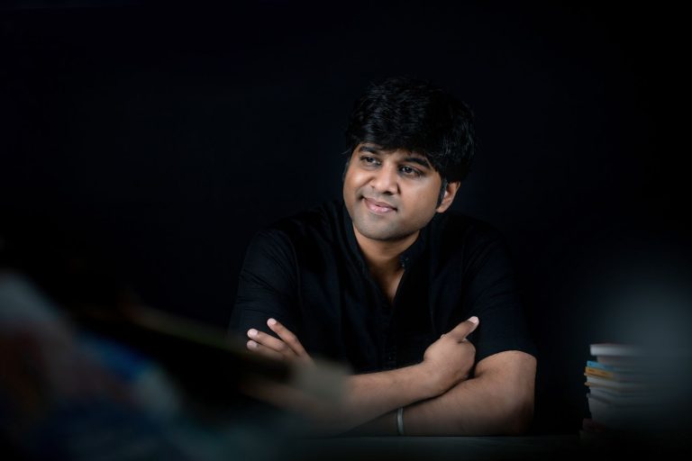 ‘கோட்’ ‘இந்தியன் 2’ படங்களின் பாடல்கள் செய்த சாதனை… பாடலாசிரியர் கபிலன் வைரமுத்துவுக்கு கிடைத்த பெருமை!