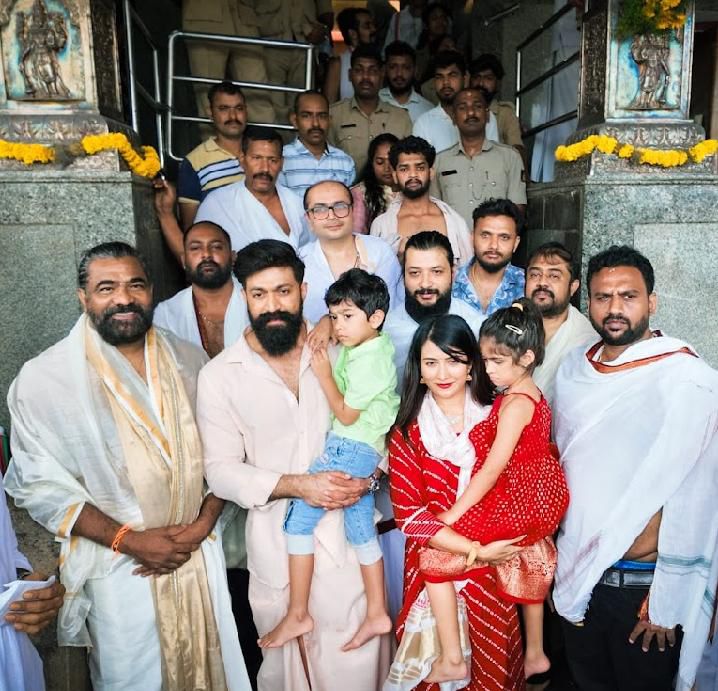 கோயில்களில் வழிபாடு… ராசியான தேதியில் தொடங்கும் ராக்கிங் ஸ்டார் யாஷ் நடிக்கும் புதிய படம்!