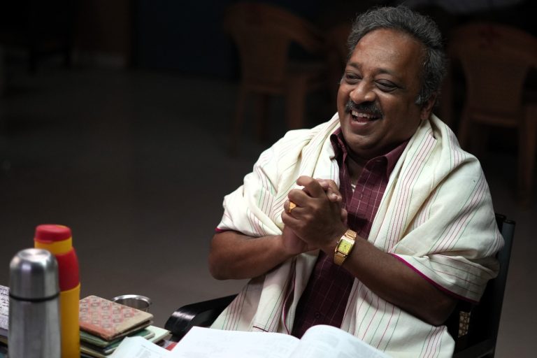 தலைவெட்டியான் பாளையத்தின் டார்லிங் ஆவது எப்படி? ஜி.பி. முத்து சித்தார்த்துக்கு தரும் செம்மையான ஐடியா !