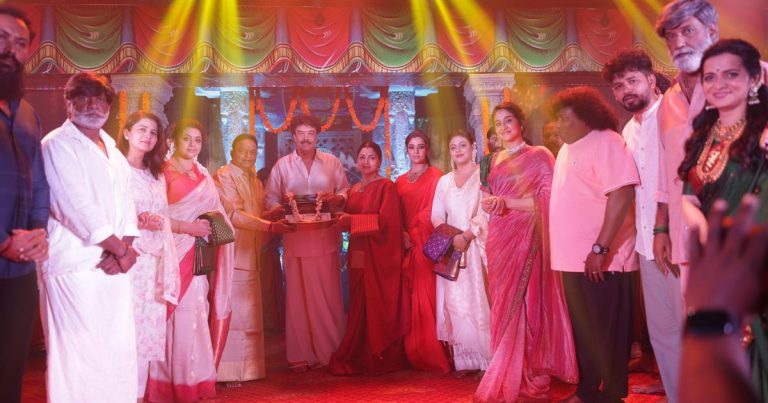 நயன்தாரா நடிப்பில் 100 கோடி பட்ஜெட்டில் பிரமாண்டமாக உருவாகும் ‘மூக்குத்தி அம்மன் 2.’ 1 கோடி ரூபாய் செலவில் நடைபெற்ற துவக்கவிழா!