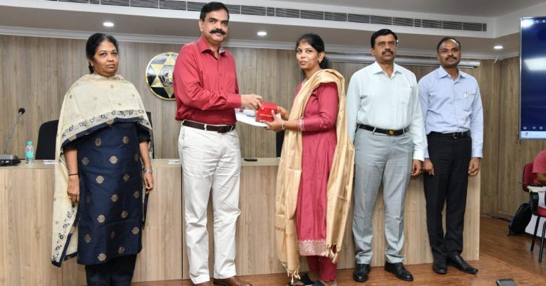 தமிழ்நாடு காவல்துறைக்காக 10க்கும் மேற்பட்ட குறும்படங்களை உருவாக்கிய லியோ ஜூட் இயக்கிய ‘டைமுக்கு சாப்பிடு பை பாத்திமா’ குறும்படம் வெளியீட்டு விழாவில் ஏ டி ஜி பி அமல்ராஜ் ஐ பி எஸ் பங்கேற்பு!