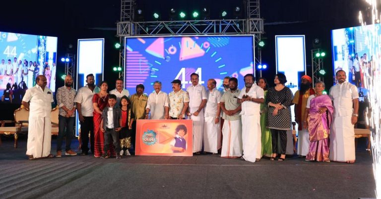 ‘கவிப்பேரரசு’ வைரமுத்து வெளியிட்ட, சித்தார்த் பன்னீரின் ‘மிஸ் மேல கிரஷ்’ பான் இந்திய வீடியோ ஆல்பம்