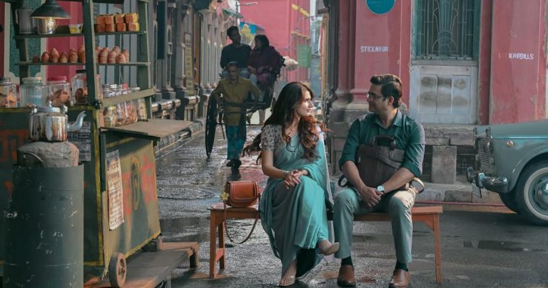 குடும்ப பார்வையாளர்களைக் கவரும் வகையில் மாதவன் நடித்துள்ள ‘ஆப் ஜெய்சா கோய்’ படத்தின் டிரெய்லரை நெட்ஃபிலிக்ஸ் வெளியிட்டுள்ளது!கையில்