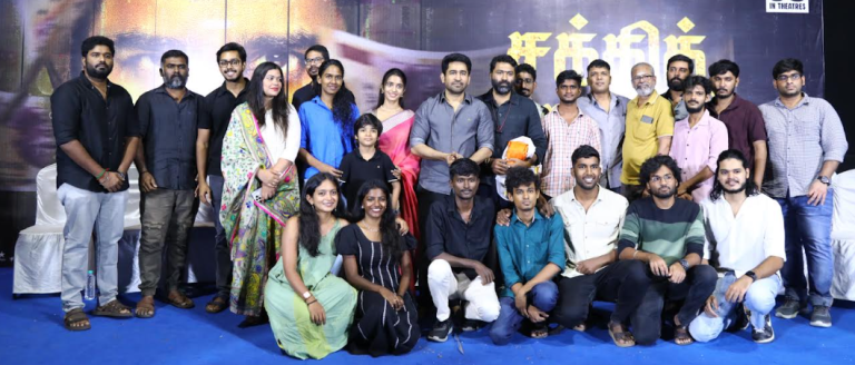 இயக்குநர் அருண் பிரபுவிடம் சர்வதேச அளவில் படம் எடுக்கக் கூடிய வல்லமை இருக்கிறது! -‘சக்தித் திருமகன்’ படத்தின் பாடல்கள் வெளியீட்டு விழாவில் நடிகர் விஜய் ஆண்டனி  
