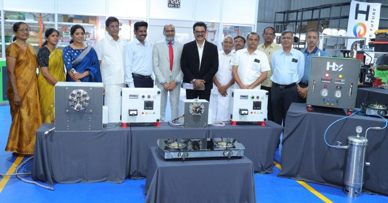 HONC Gas நிறுவனத்தின் ஜெனரேட்டர் குறித்த நேரடி செயல் விளக்க நிகழ்வில் நடிகர் சரத்குமார் உள்ளிட்டோர் பங்கேற்பு!