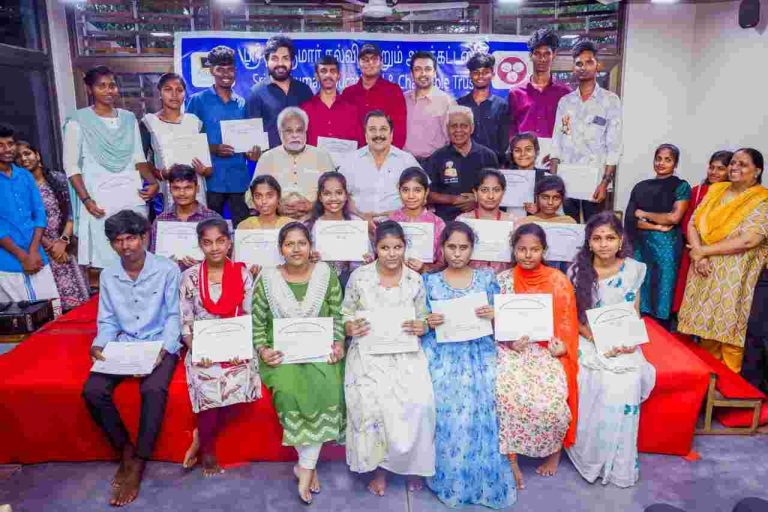 தகுதியான மாணவ, மாணவிகளை அடையாளம் கண்டு உதவும் சிவகுமார் கல்வி அறக்கட்டளை 46-ம் ஆண்டு பரிசளிப்பு விழா!