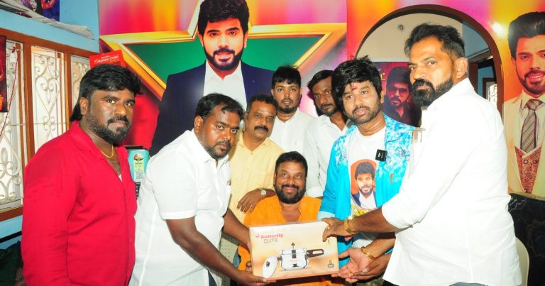நடிகர் பாவா லட்சுமணனுக்கு கட்டில், மெத்தை, பீரோ, வாஷிங் மிஷின், கிரைண்டர், மிக்ஸி, கேஸ் அடுப்பு… அள்ளிக் கொடுத்த லெஜன்ட் சரவணன்!